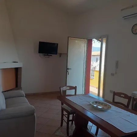 A In Zona Residenziale * פולה